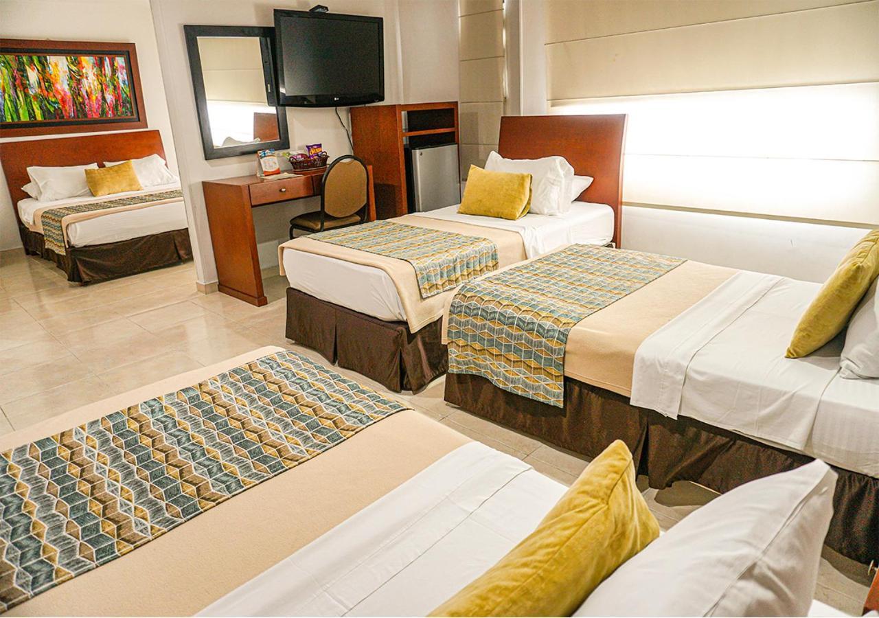 Hotel Buena Vista Express بوكارامانغا المظهر الخارجي الصورة