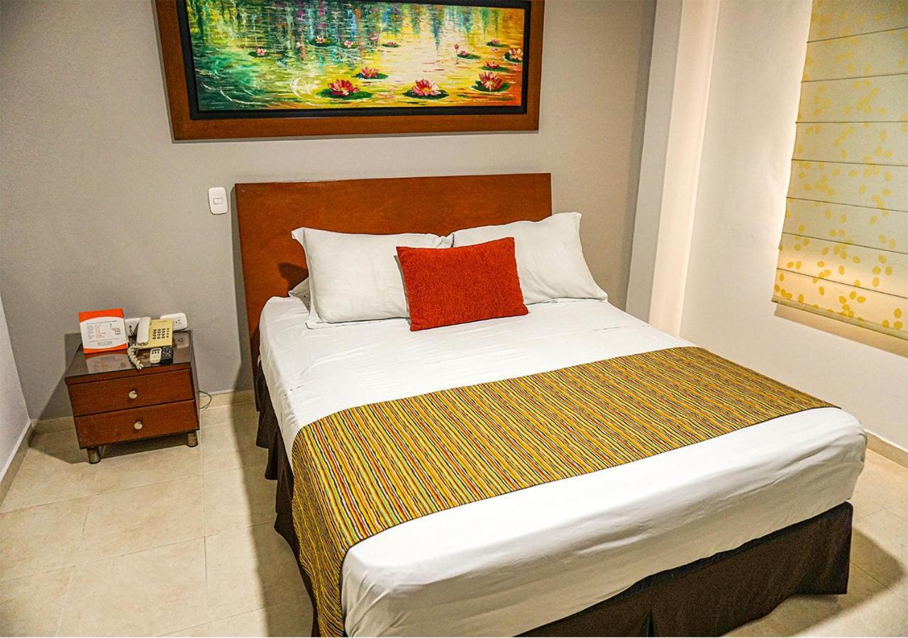 Hotel Buena Vista Express بوكارامانغا المظهر الخارجي الصورة
