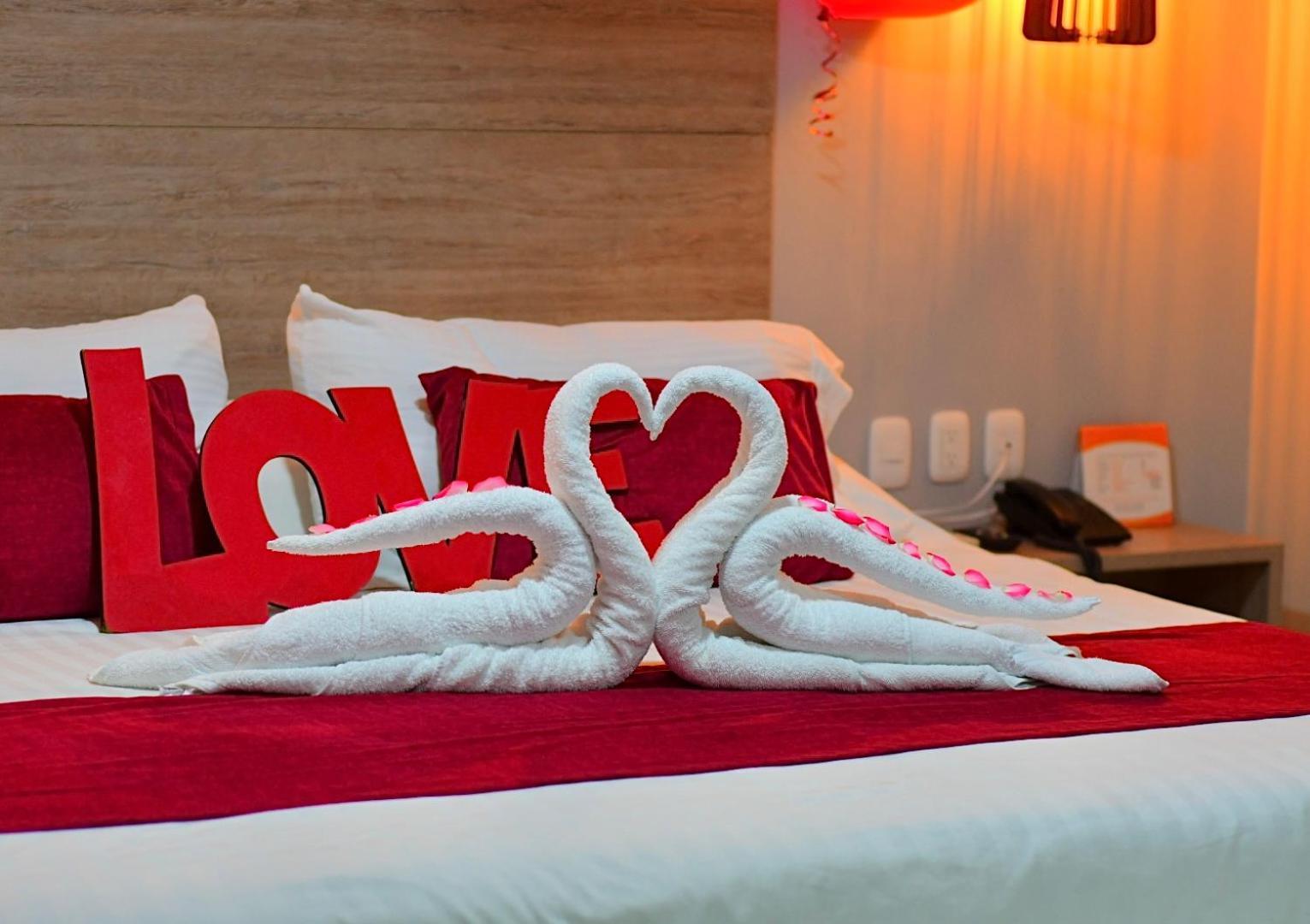 Hotel Buena Vista Express بوكارامانغا المظهر الخارجي الصورة