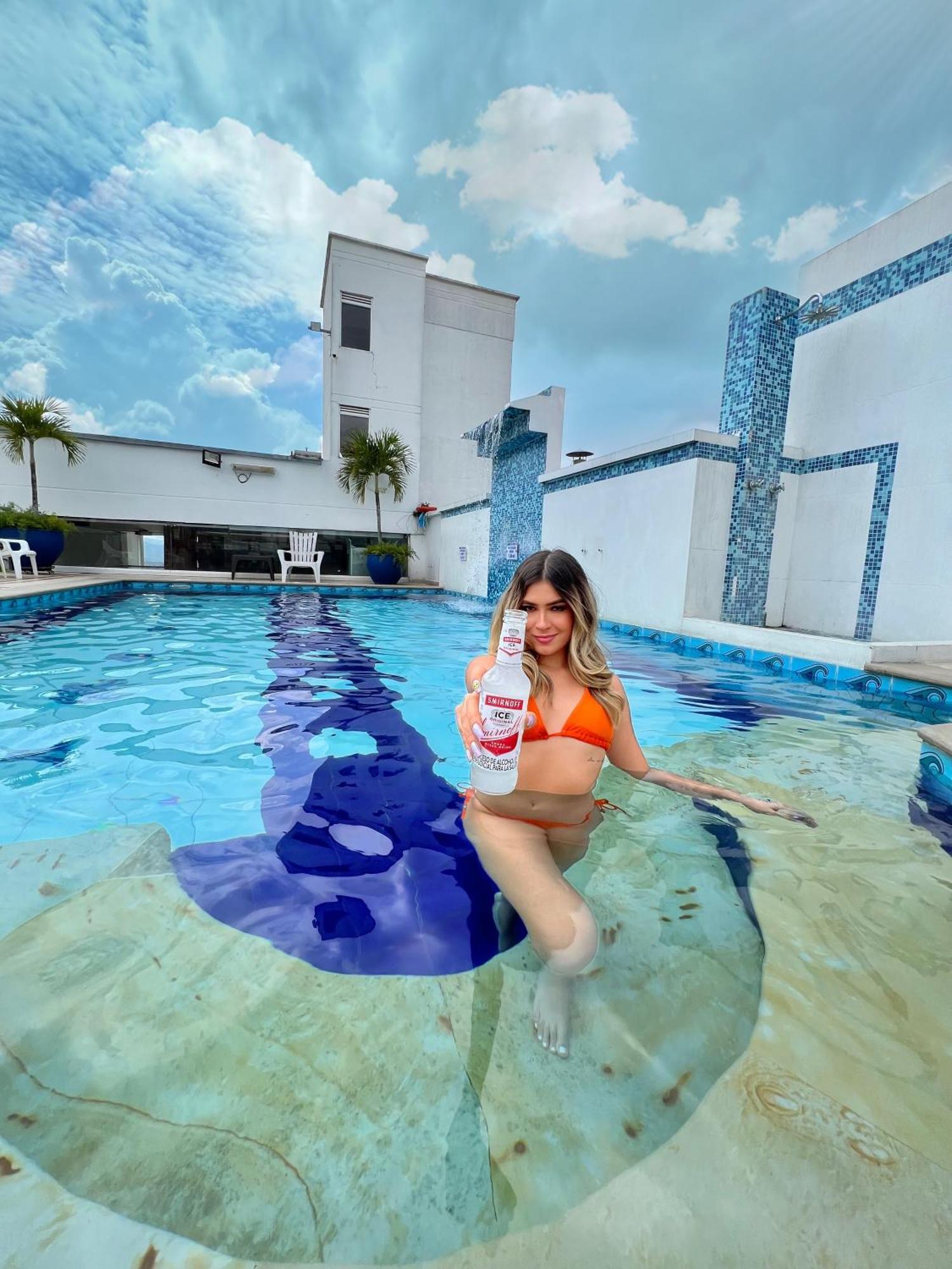 Hotel Buena Vista Express بوكارامانغا المظهر الخارجي الصورة