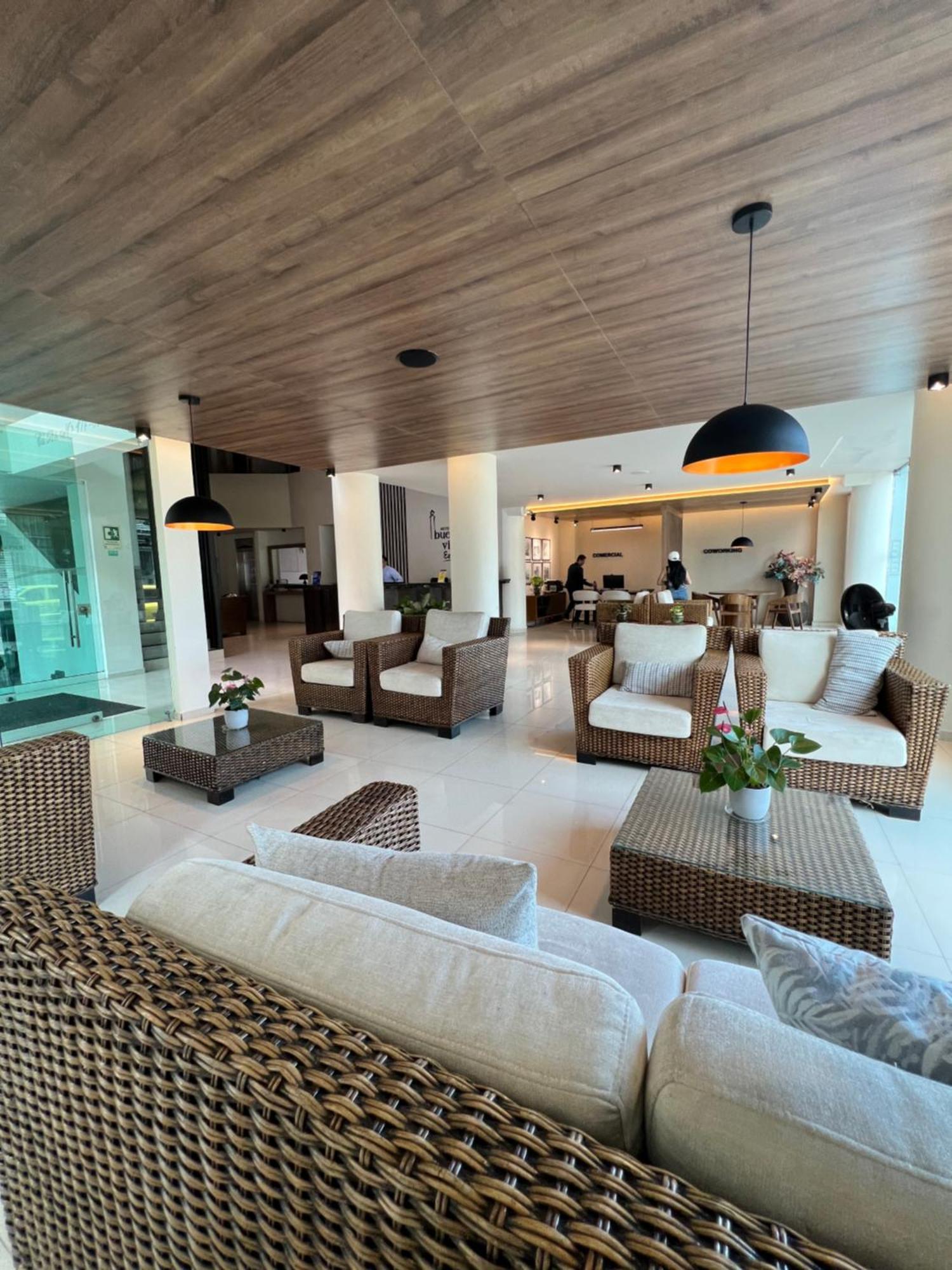 Hotel Buena Vista Express بوكارامانغا المظهر الخارجي الصورة