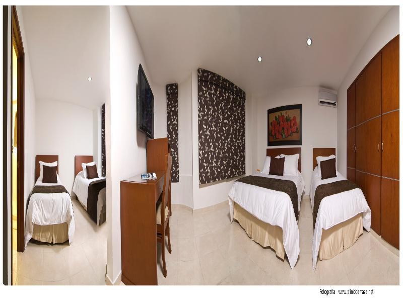 Hotel Buena Vista Express بوكارامانغا المظهر الخارجي الصورة