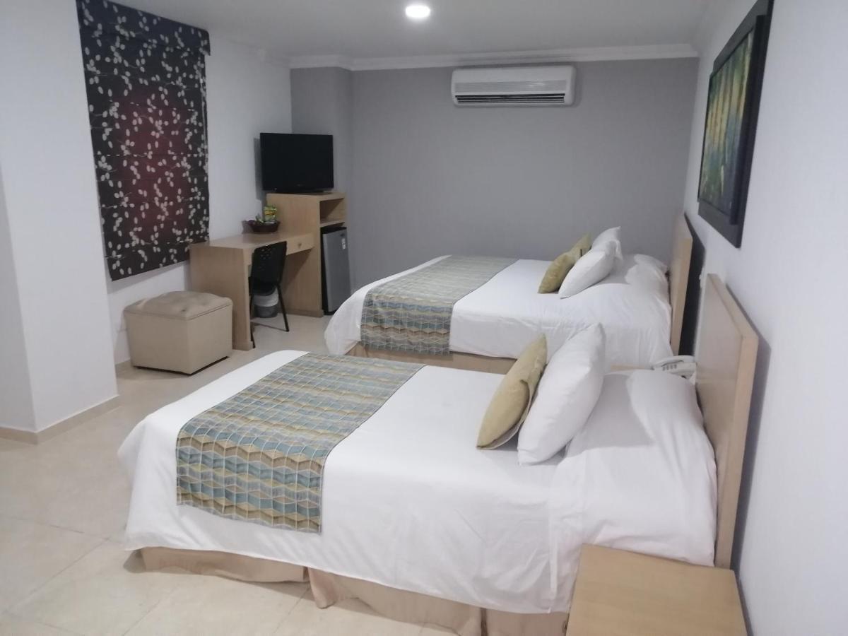 Hotel Buena Vista Express بوكارامانغا المظهر الخارجي الصورة